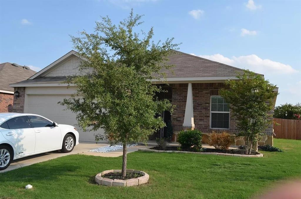 Property Photo: 221 Fossil Bridge Drive TX 76131