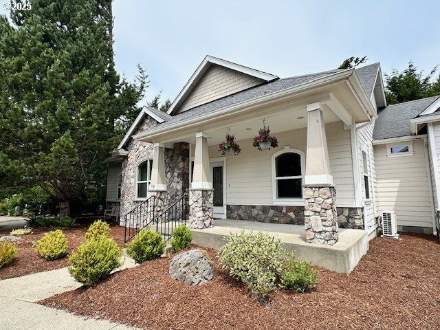 1198 Winsome Cir  Florence OR 97439 photo