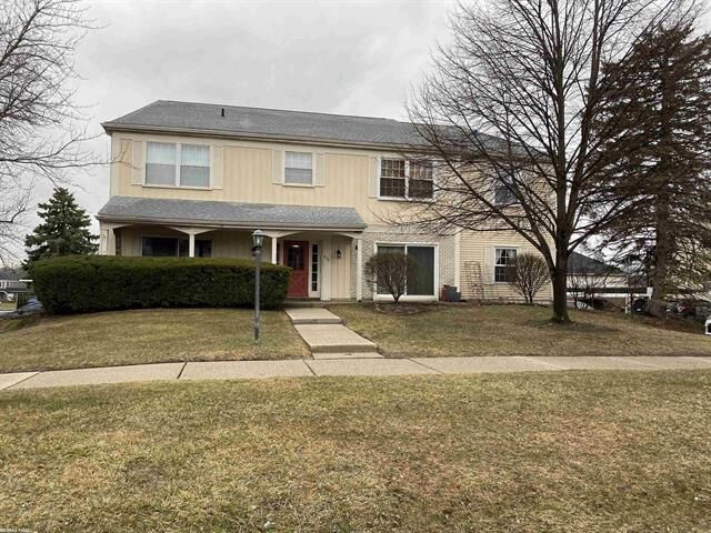 Property Photo:  806 Bloomfield Village Blvd  MI 48326 