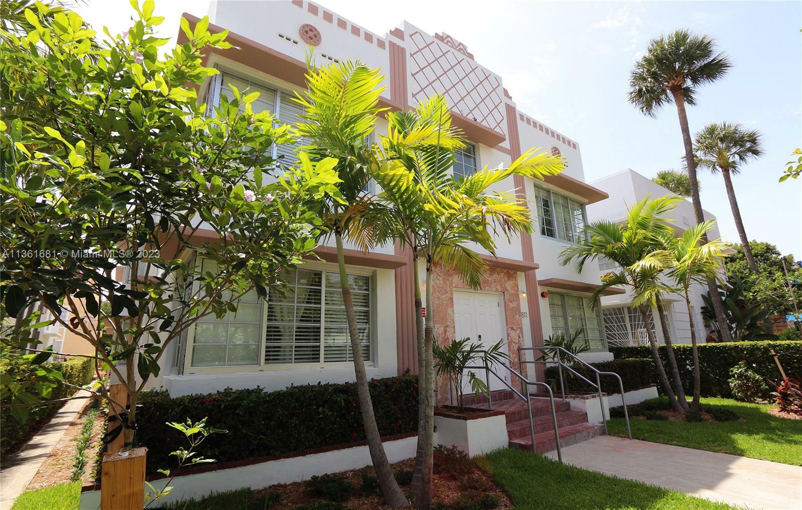 Property Photo:  811 Jefferson Ave 104  FL 33139 