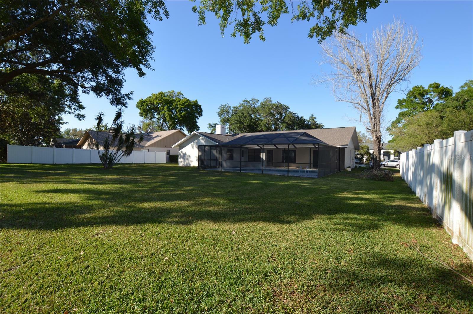 Property Photo:  2110 Laindale Place  FL 33596 