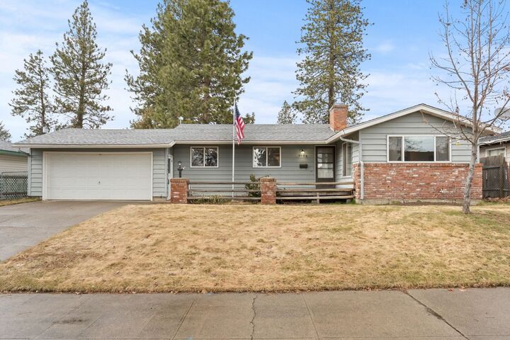 3106 W Rosewood Ave  Spokane WA 99208 photo