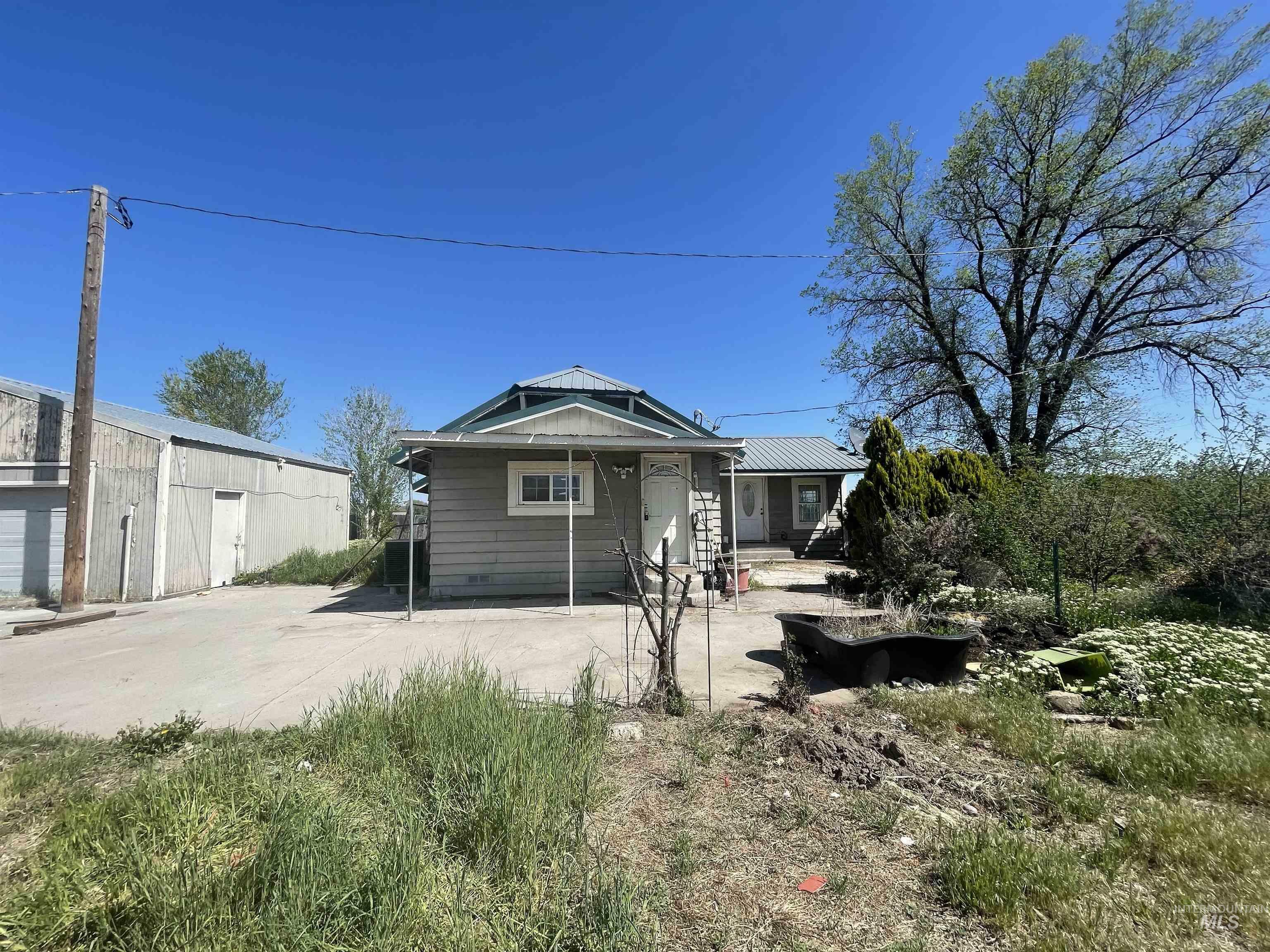 Property Photo:  4615 Rolland  OR 97914 