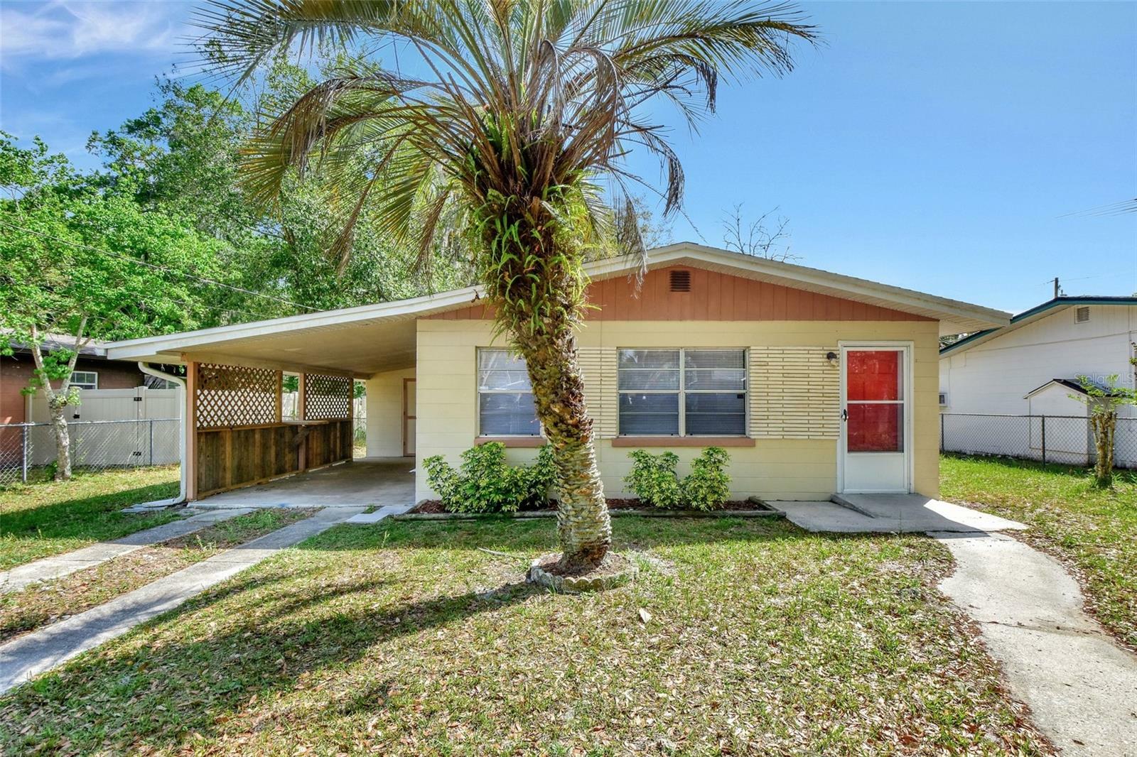 Property Photo:  630 N Orange Avenue  FL 32763 