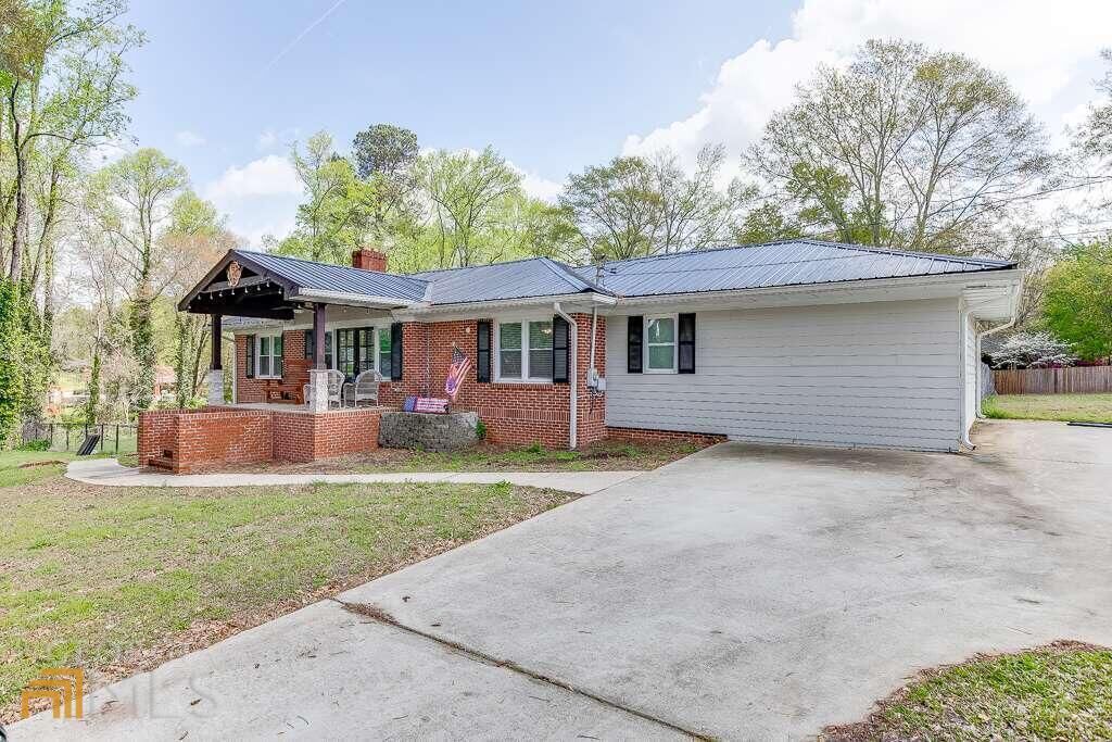 Property Photo:  297 Georgia Avenue  GA 30680 