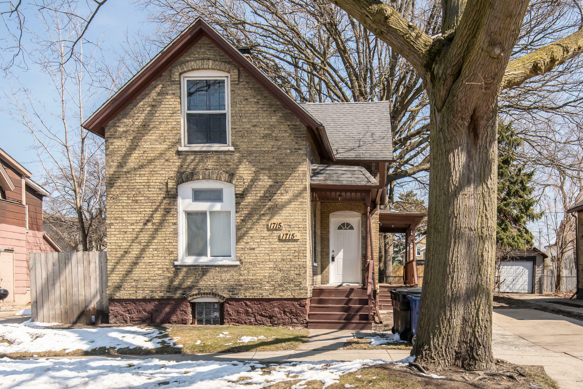 Property Photo: 1715 Erie St WI 53402