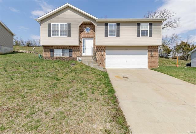 Property Photo:  1015 Leafglen St.  MO 63052 