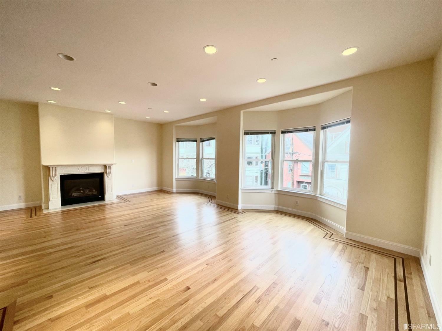 Property Photo: 4075 18th Street CA 94114