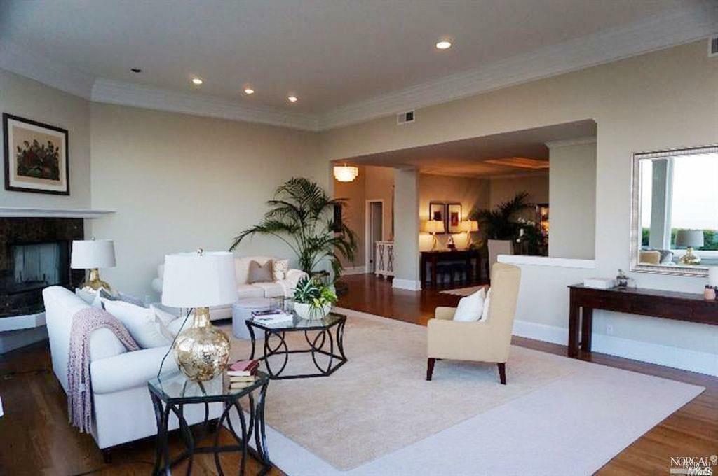 Property Photo: 100 Sugarloaf Drive CA 94920