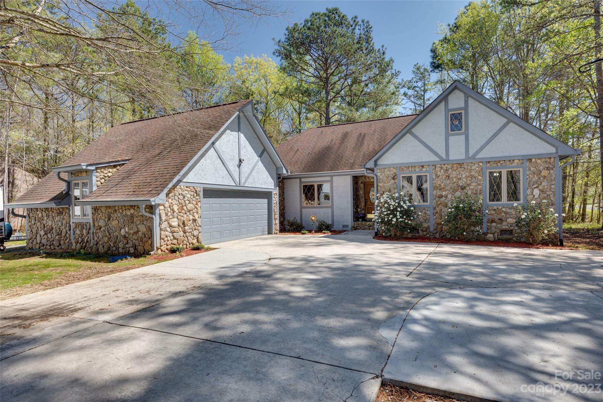 Property Photo:  7400 Walnut Crest Drive  NC 28173 