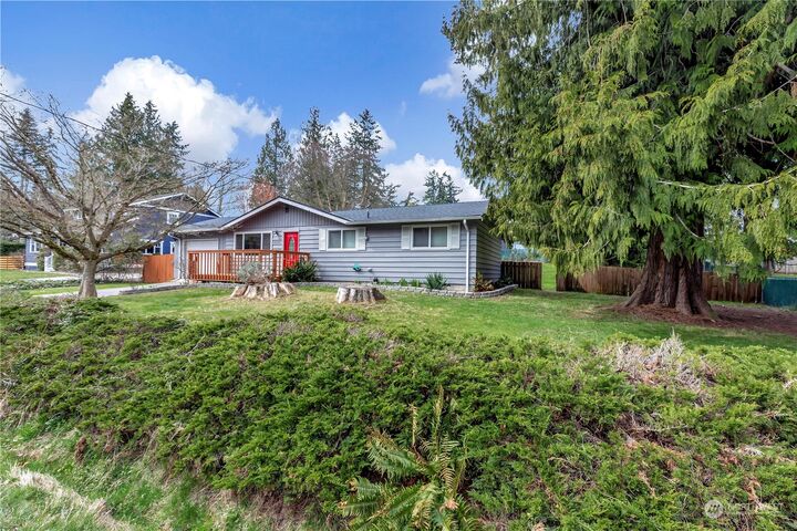 Property Photo: 23226 38th Place W WA 98036
