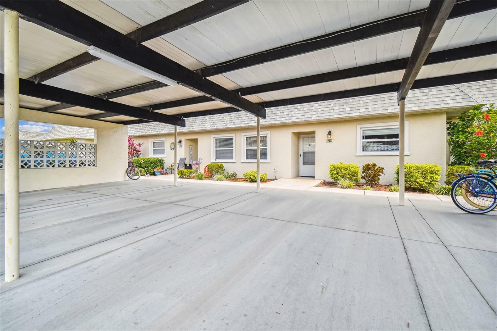 Property Photo: 3306 Scorecard Drive FL 34655