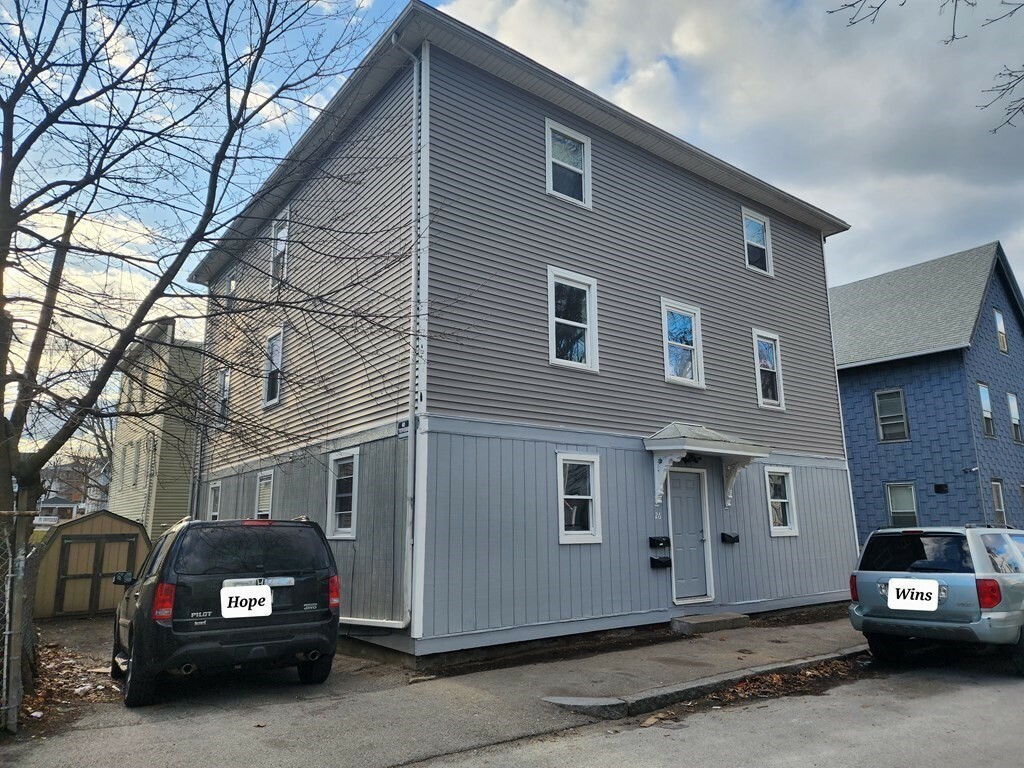 Property Photo:  26 Hawley St  MA 01609 