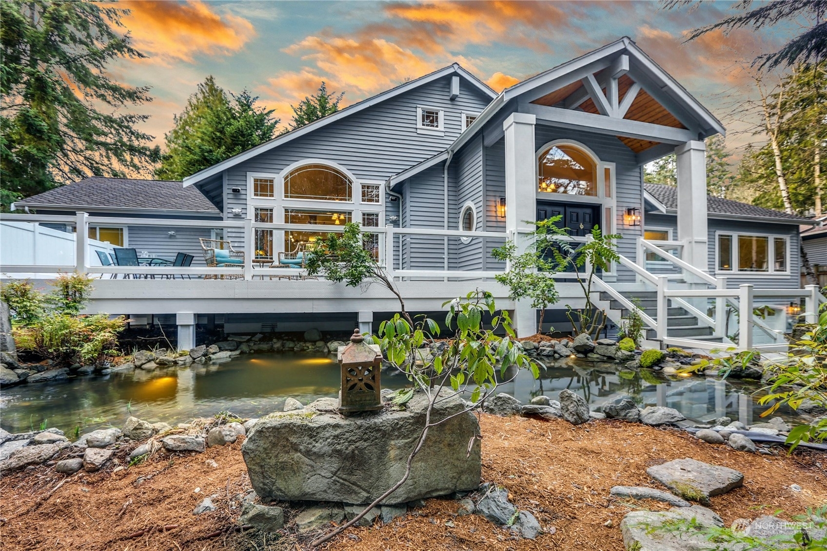 Property Photo: 8707 170th Court NE WA 98052