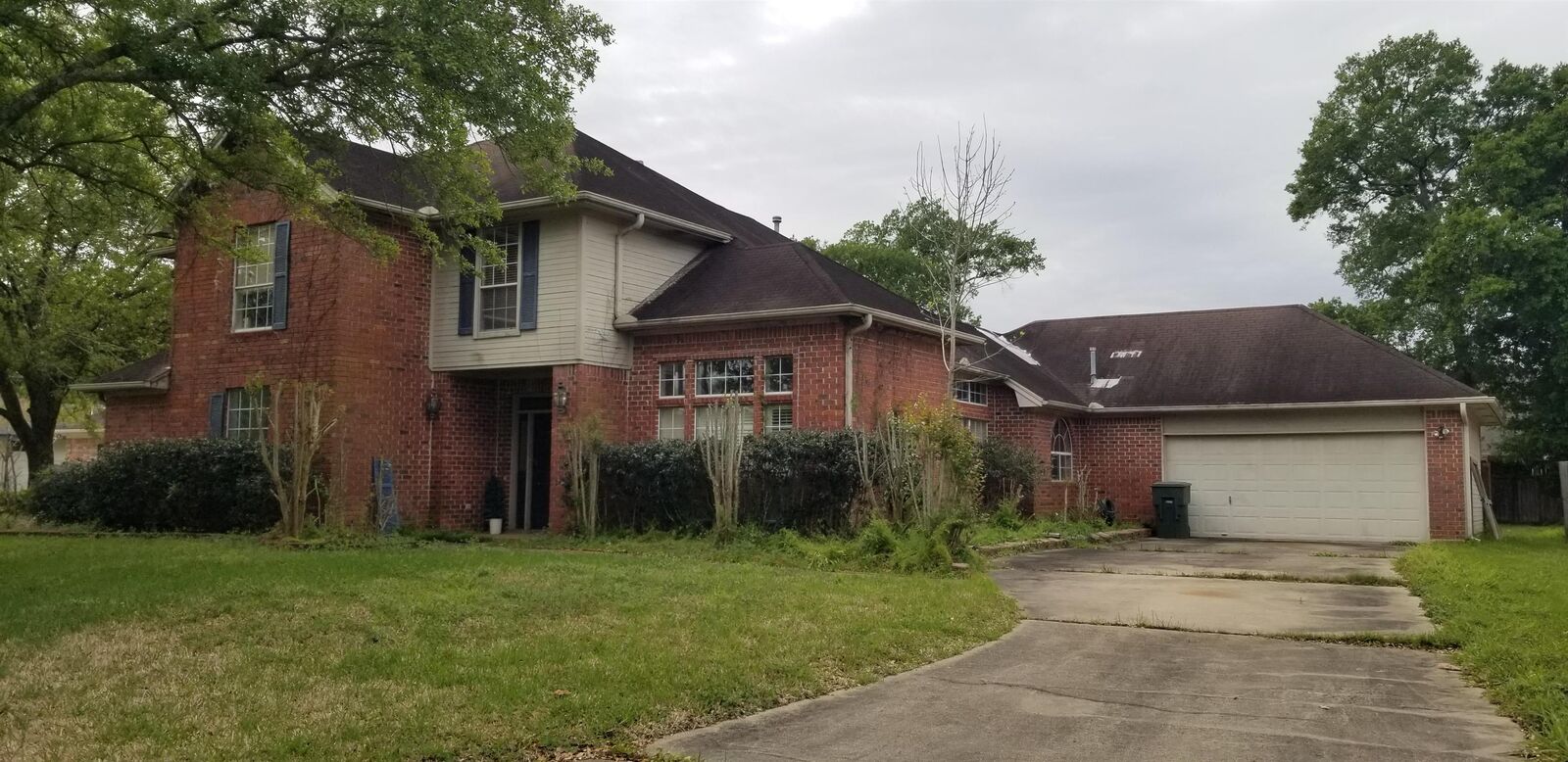 Property Photo: 3345 Shady Hollow Ln. TX 77706