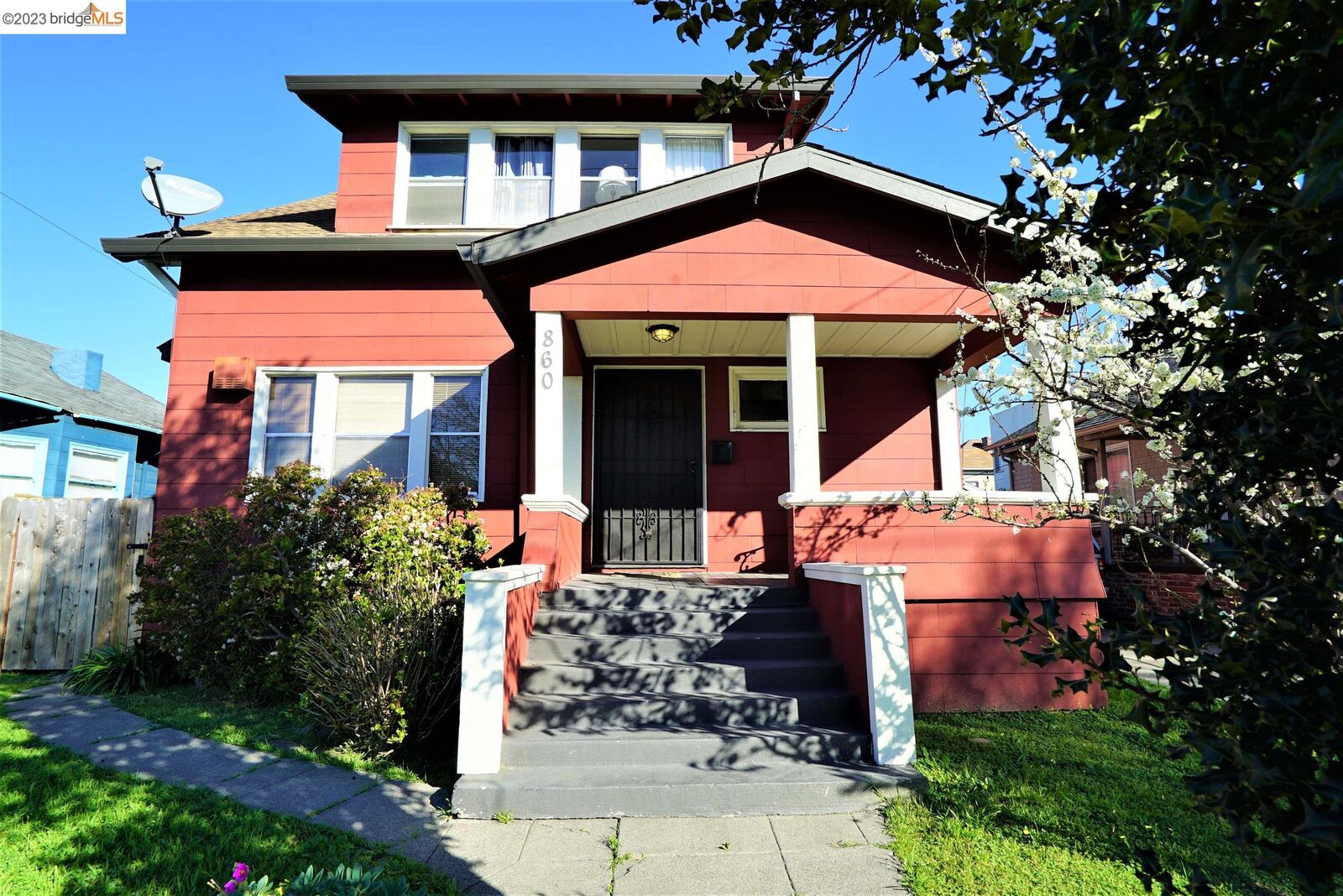 Property Photo: 860 55th Street CA 94608