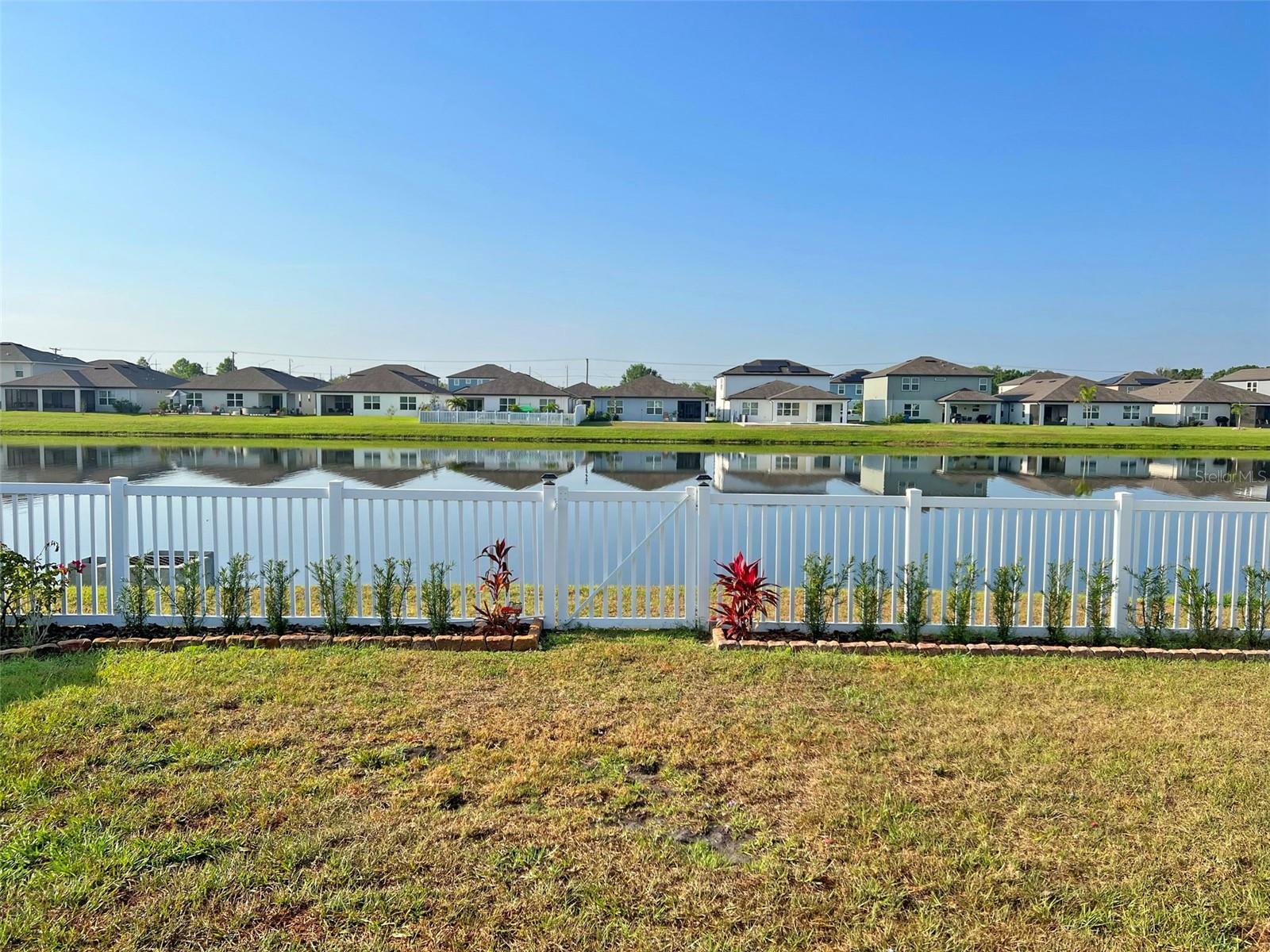 Property Photo:  917 Tidal Rock Avenue  FL 33570 