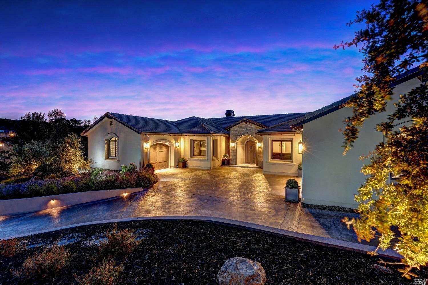 Property Photo:  3938 Saint Andrews Drive  CA 95403 