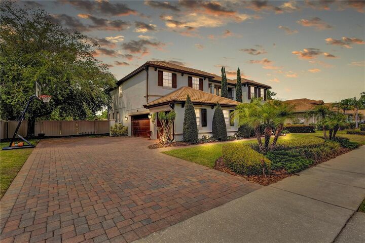 Property Photo:  5699 Bassett Place  FL 32771 