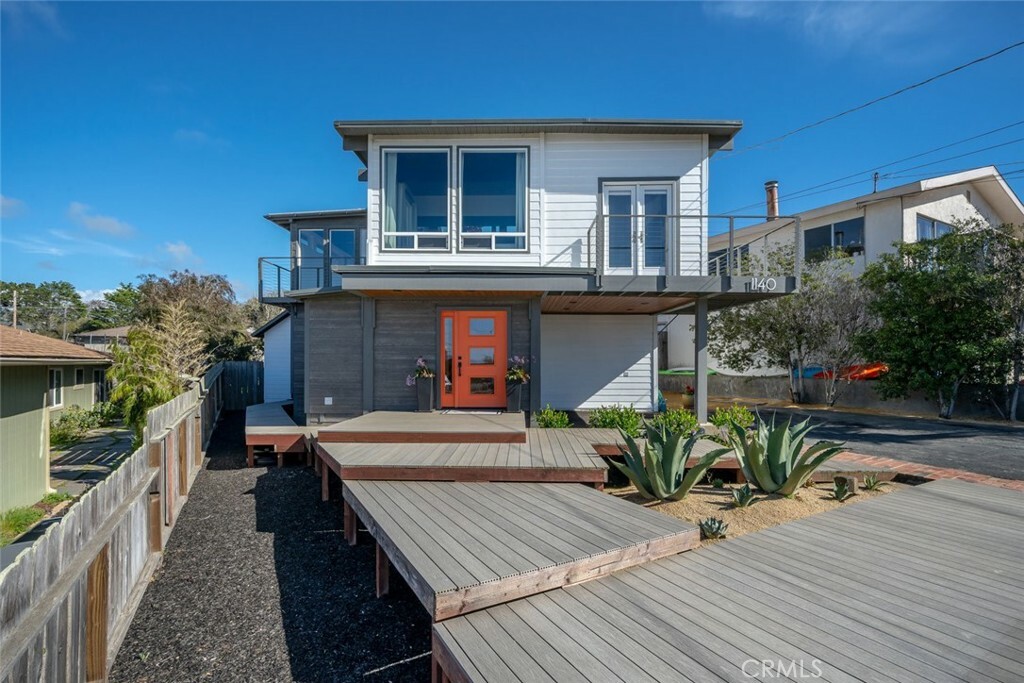 Property Photo:  1140 12th Street  CA 93402 