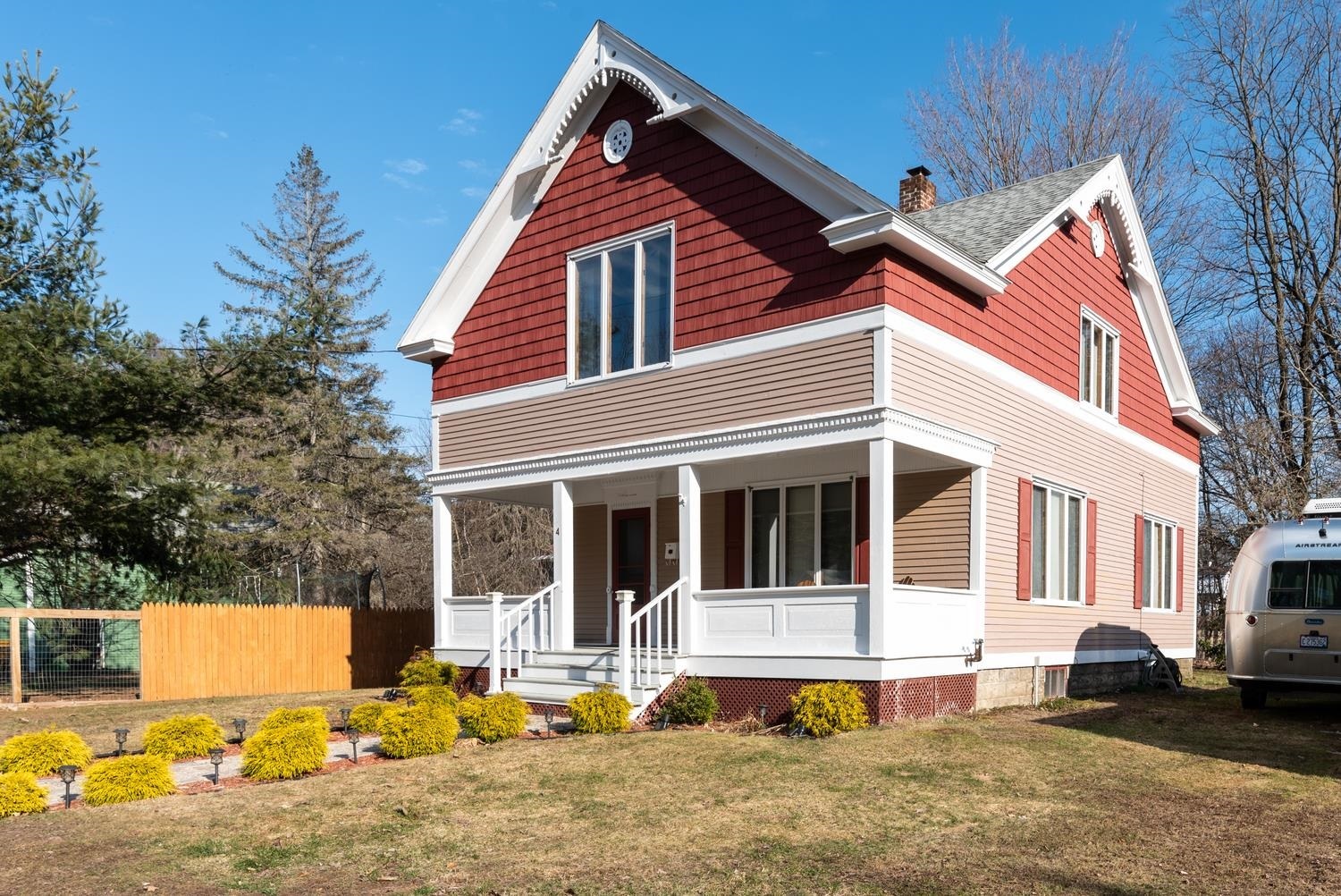 Property Photo:  4 West Side Avenue  NH 03743 