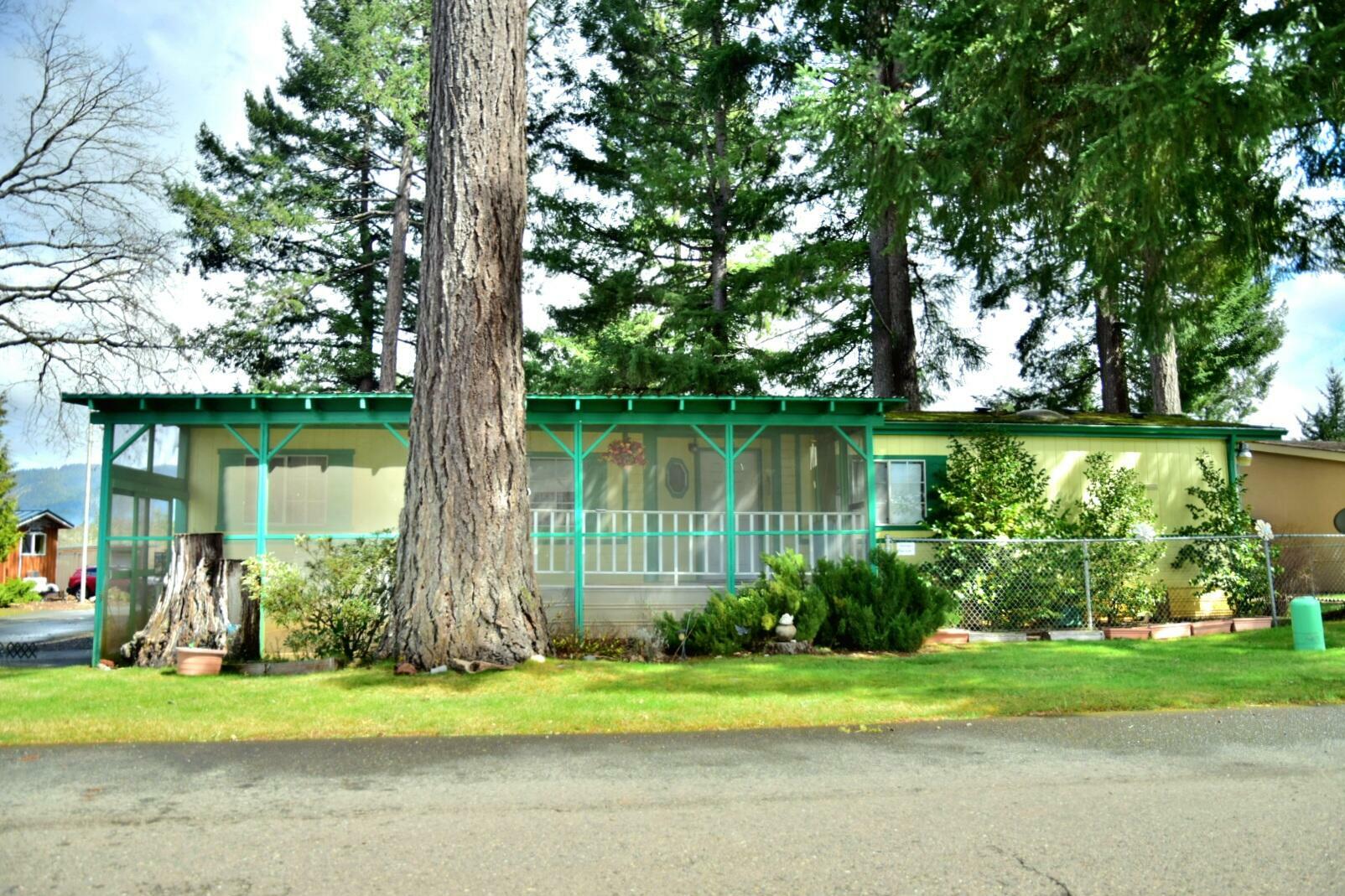 Property Photo: 222 Ollis Road 6A OR 97523