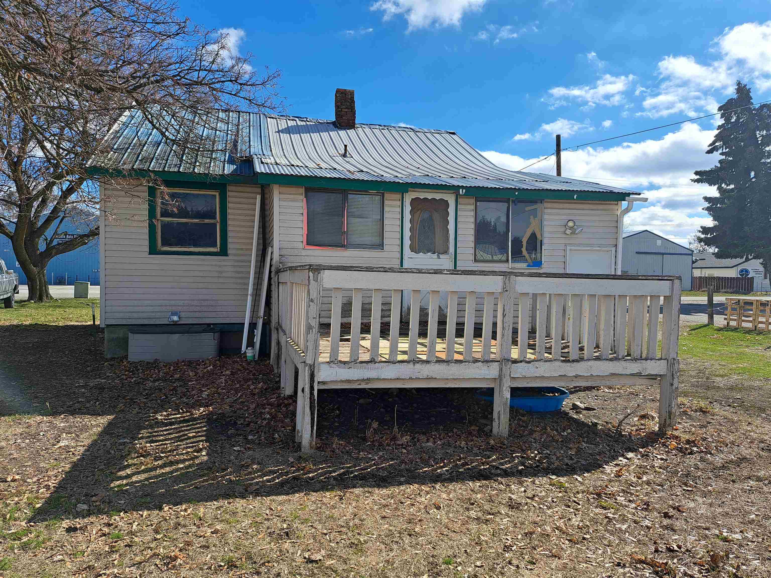 Property Photo: 11925 E Empire Ave WA 99206