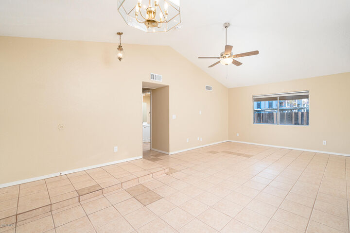 Property Photo:  8156 N 32nd Avenue  AZ 85051 