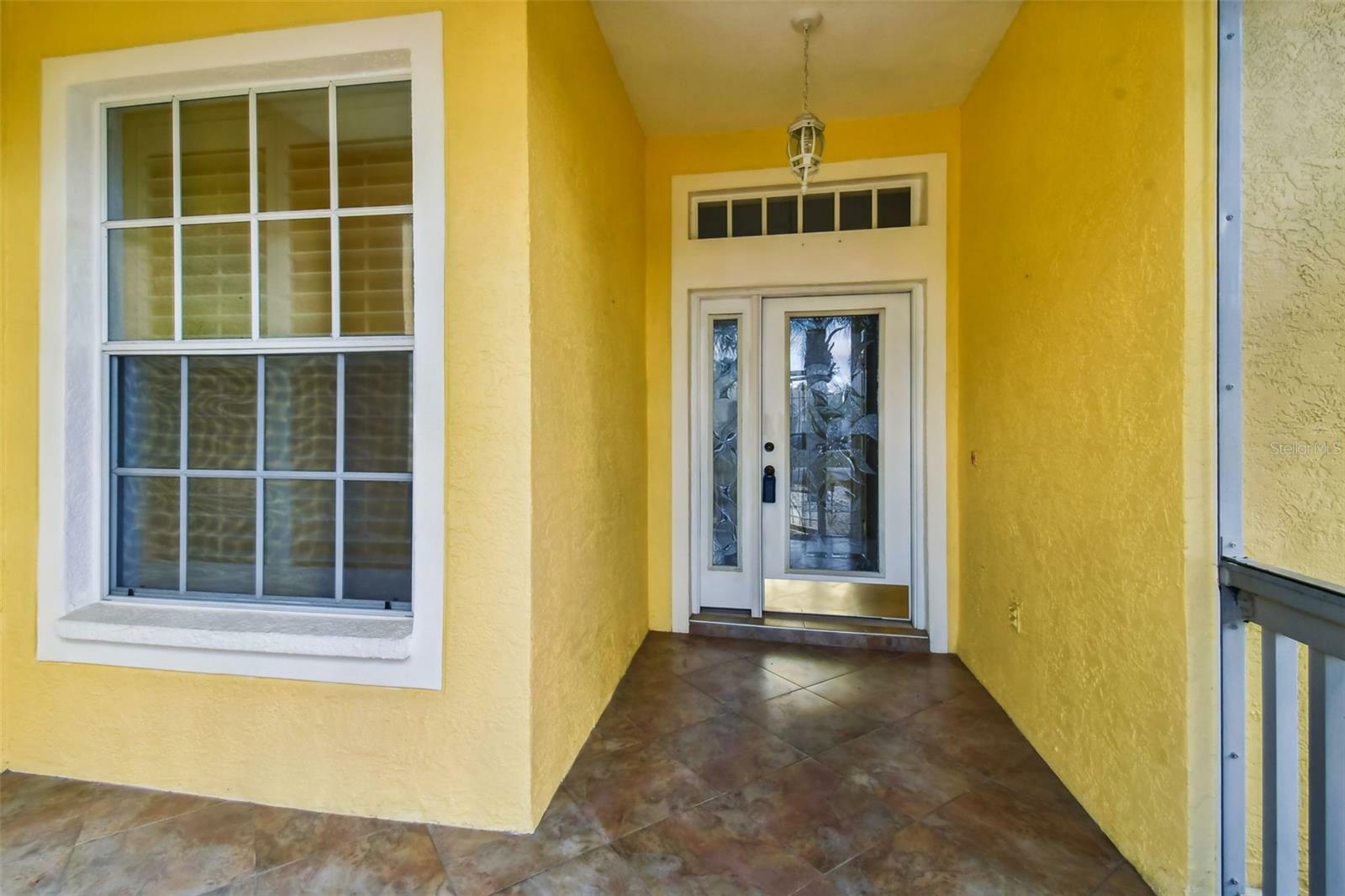 Property Photo:  2232 N Creek Court  FL 33573 