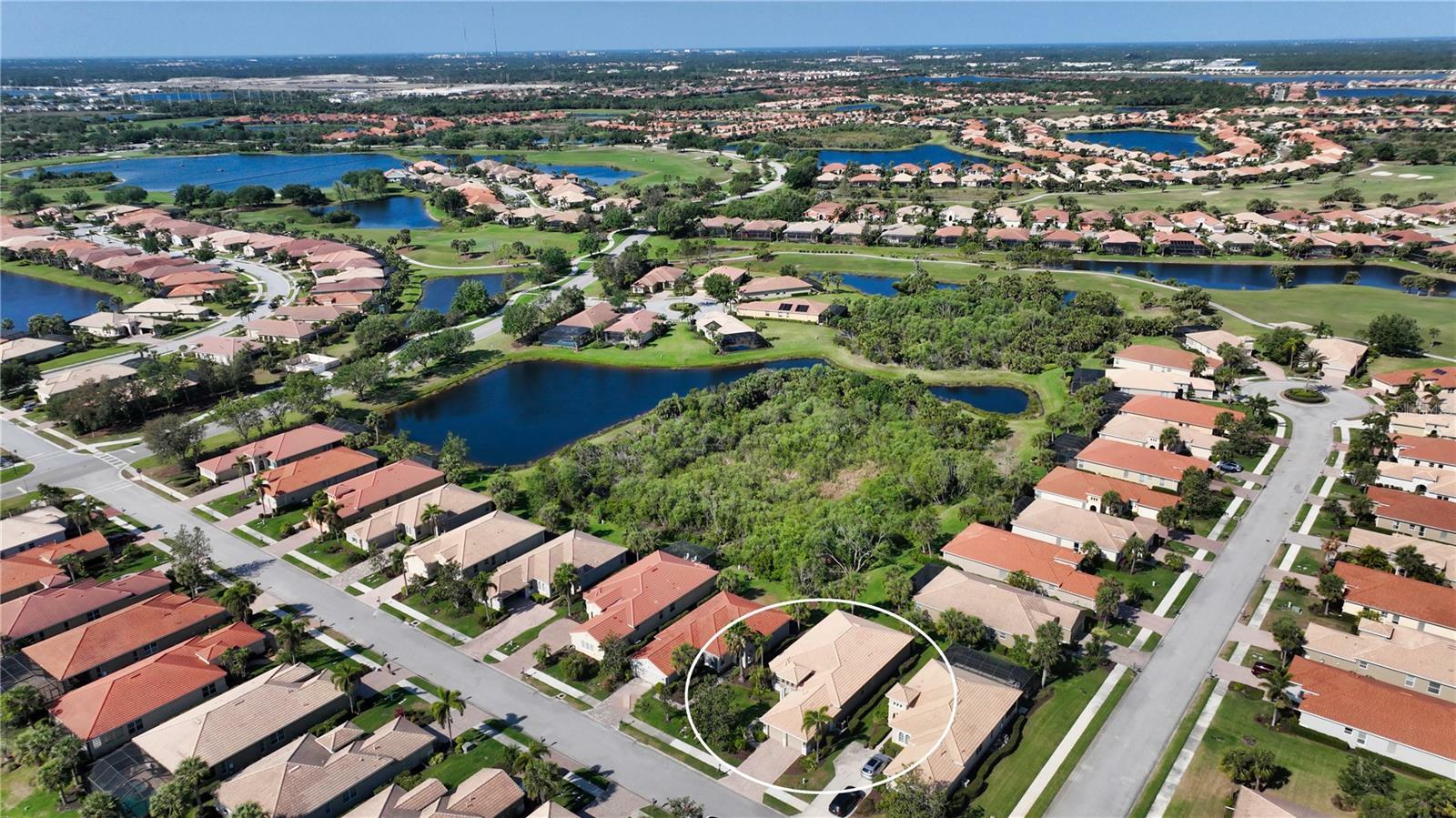 Property Photo: 173 Cipriani Way FL 34275