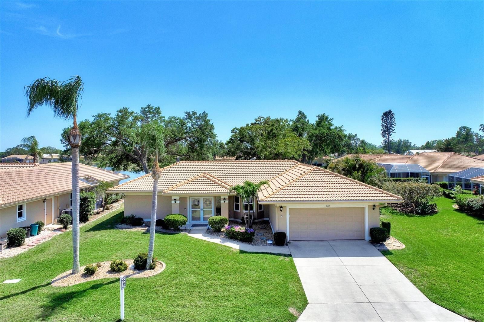 Property Photo: 3107 Meadow Run Drive FL 34293