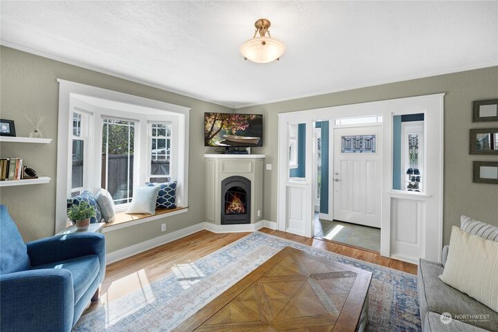 Property Photo:  2013 L Avenue  WA 98221 
