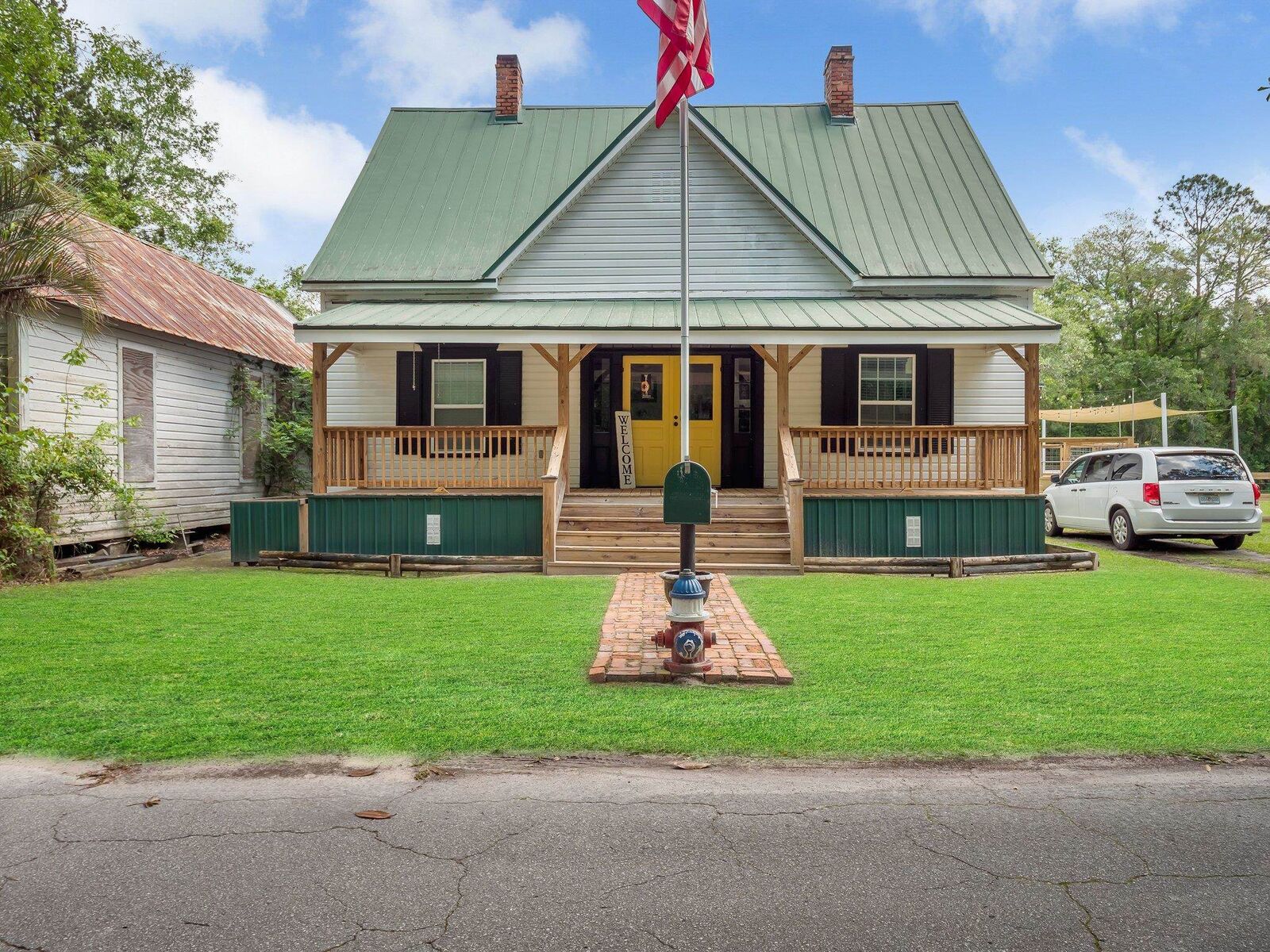 Property Photo:  170 SW Okaloo Way  FL 32331 