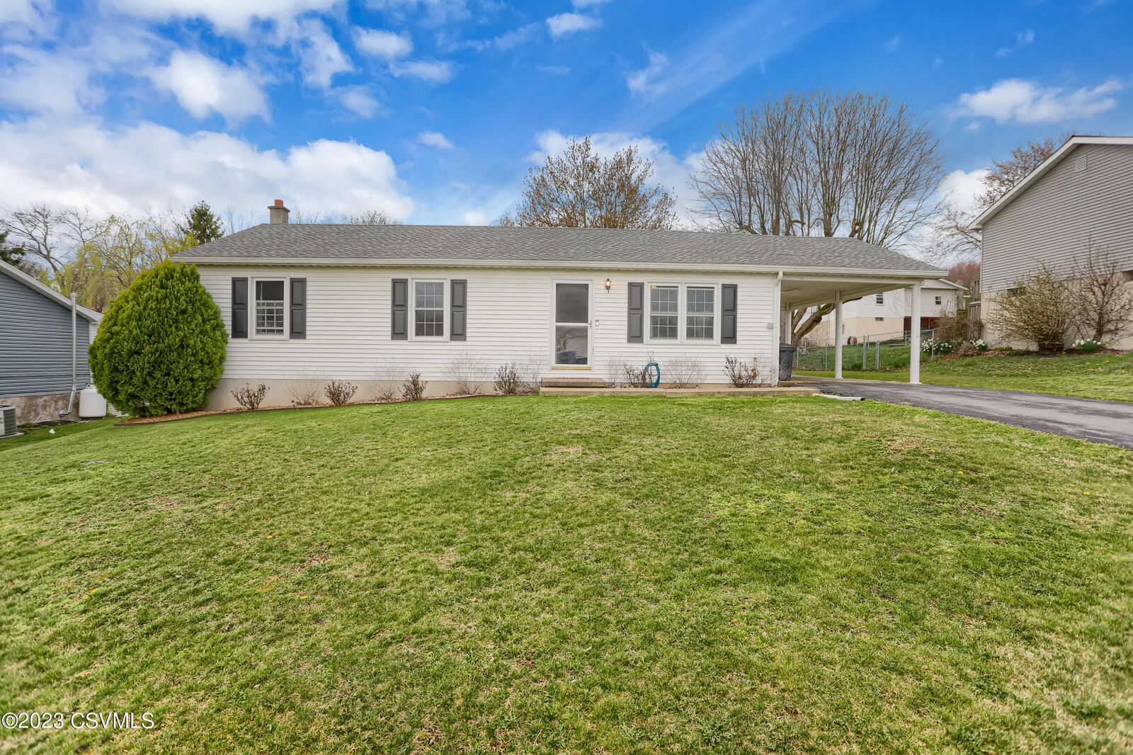 Property Photo: 716 Picnic Lane PA 17870