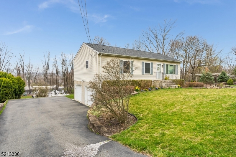 Property Photo:  28 Nunn Ave  NJ 07882 