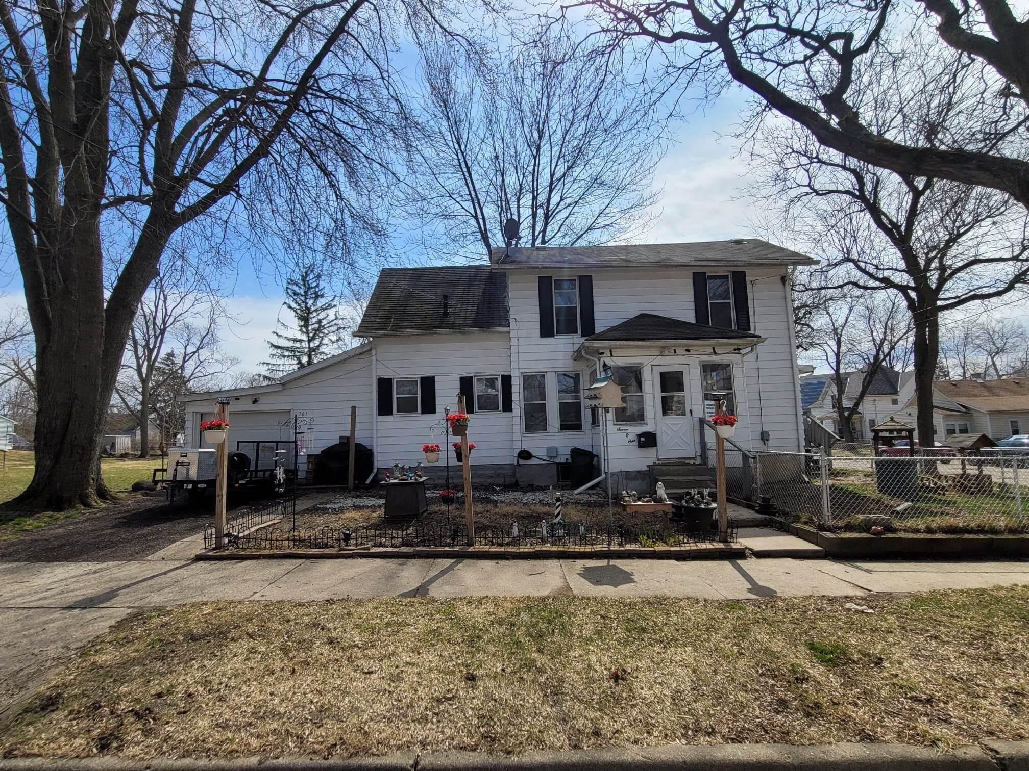 415 N Van Dorn Street  Jackson MI 49201 photo