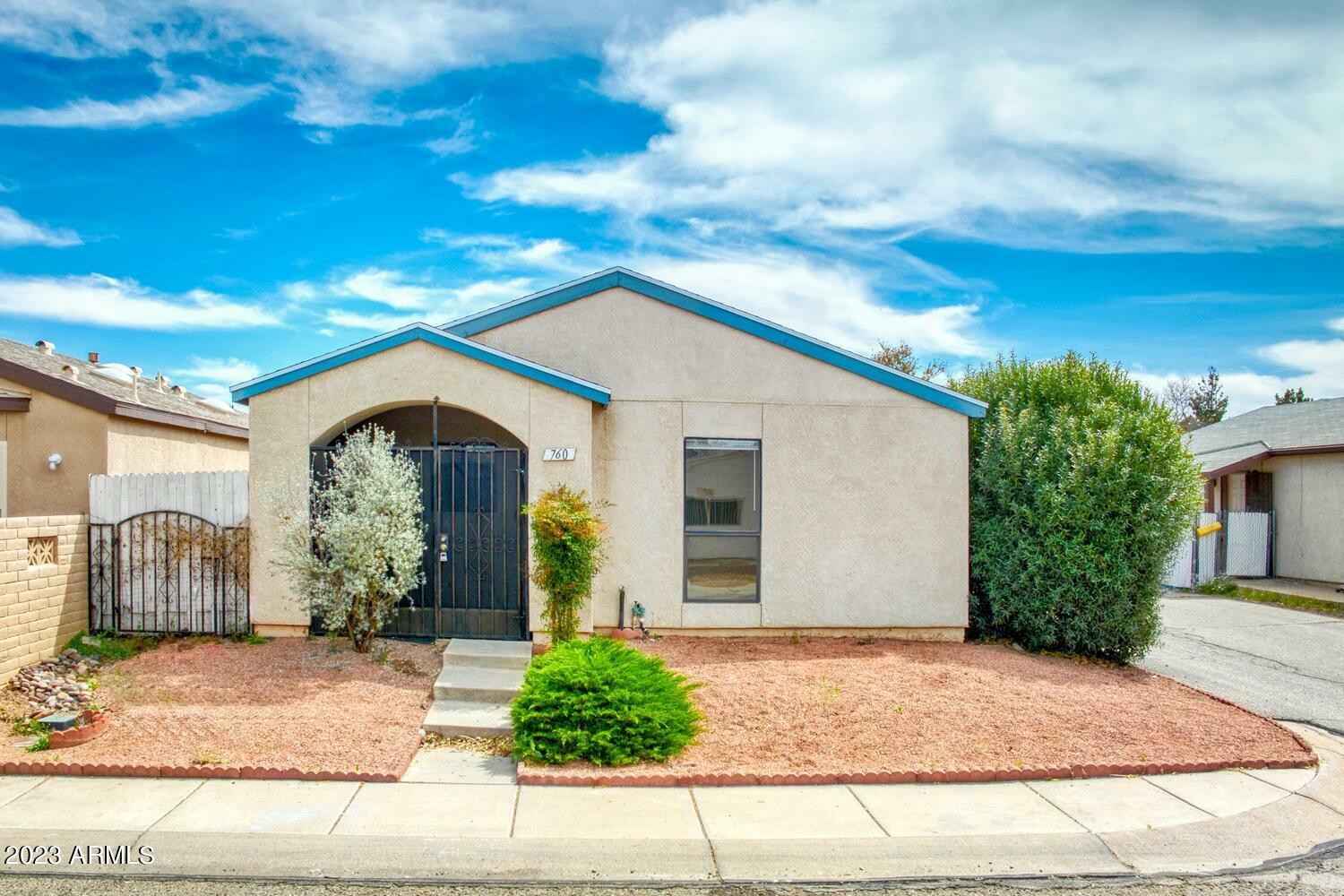 Property Photo:  760 Sunset Vista Drive  AZ 85635 