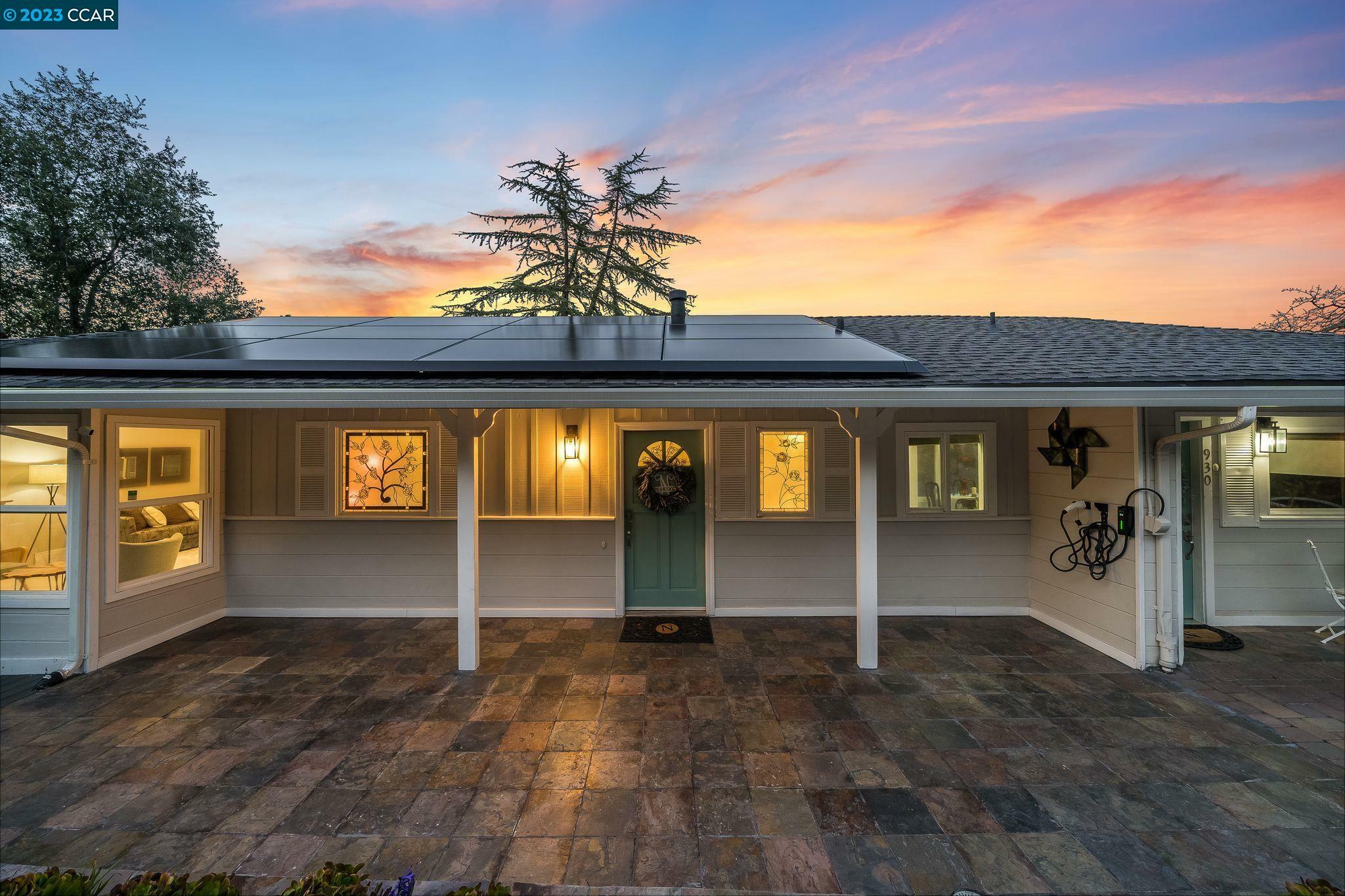 Property Photo: 930 Hawthorn Dr CA 94549