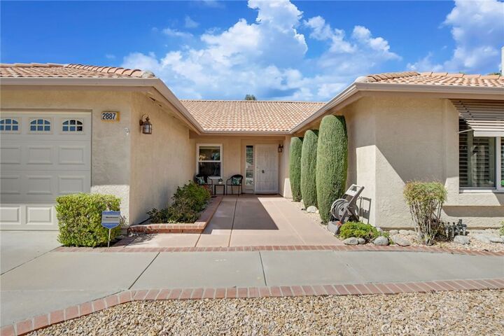 Property Photo:  2887 Banyan Tree Lane  CA 92545