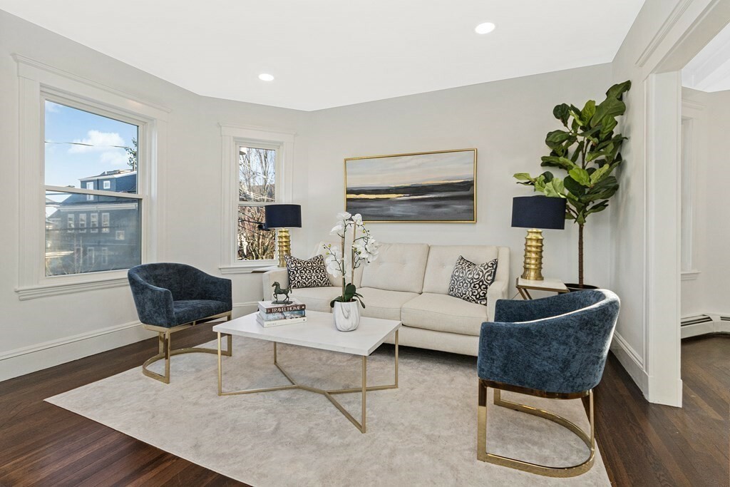 Property Photo: 68 Cleveland St 2 MA 02474
