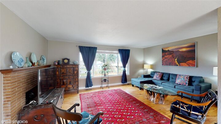 Property Photo:  4304 Robin Road W  WA 98466 