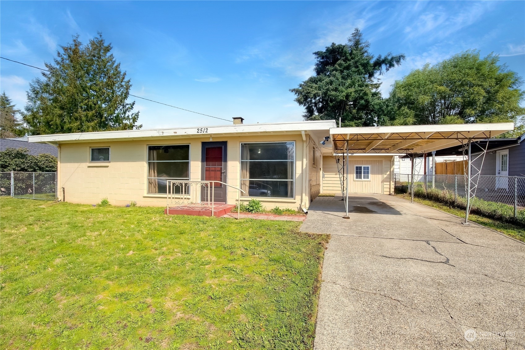 Property Photo:  2512 NE Barnett Street  WA 98310 