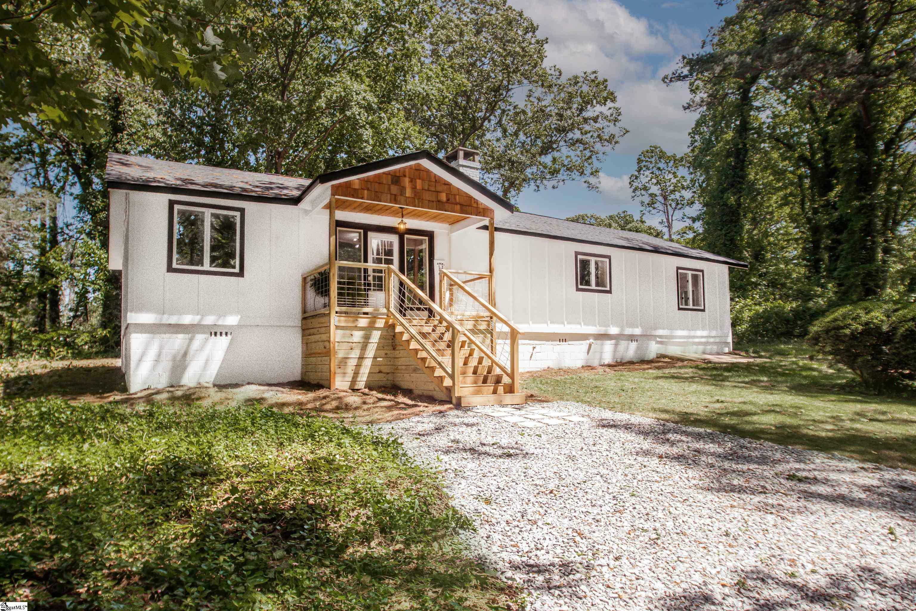 Property Photo:  7 Holly Hill Drive  SC 29301 
