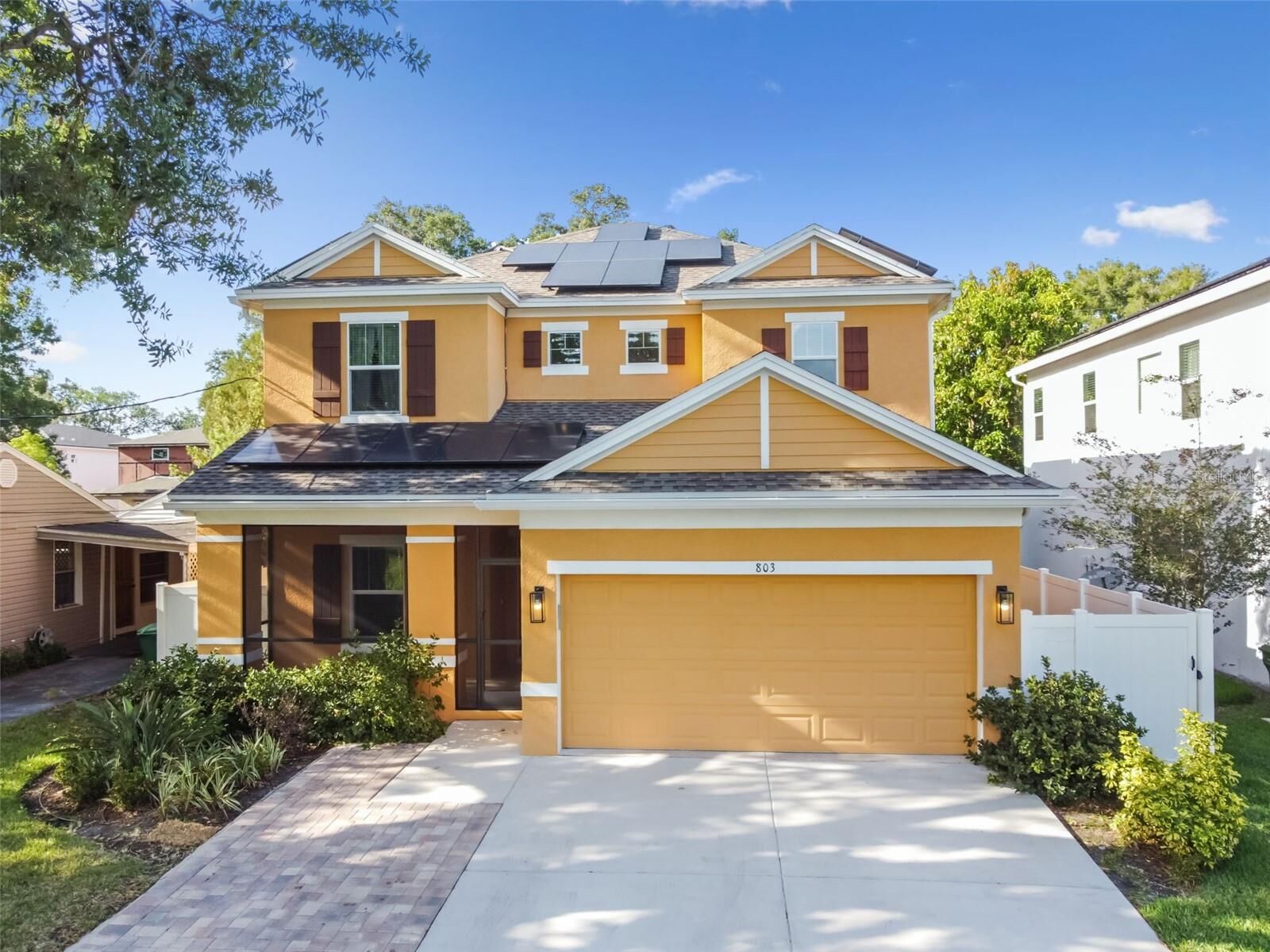 Property Photo:  803 W Adalee Street  FL 33603 