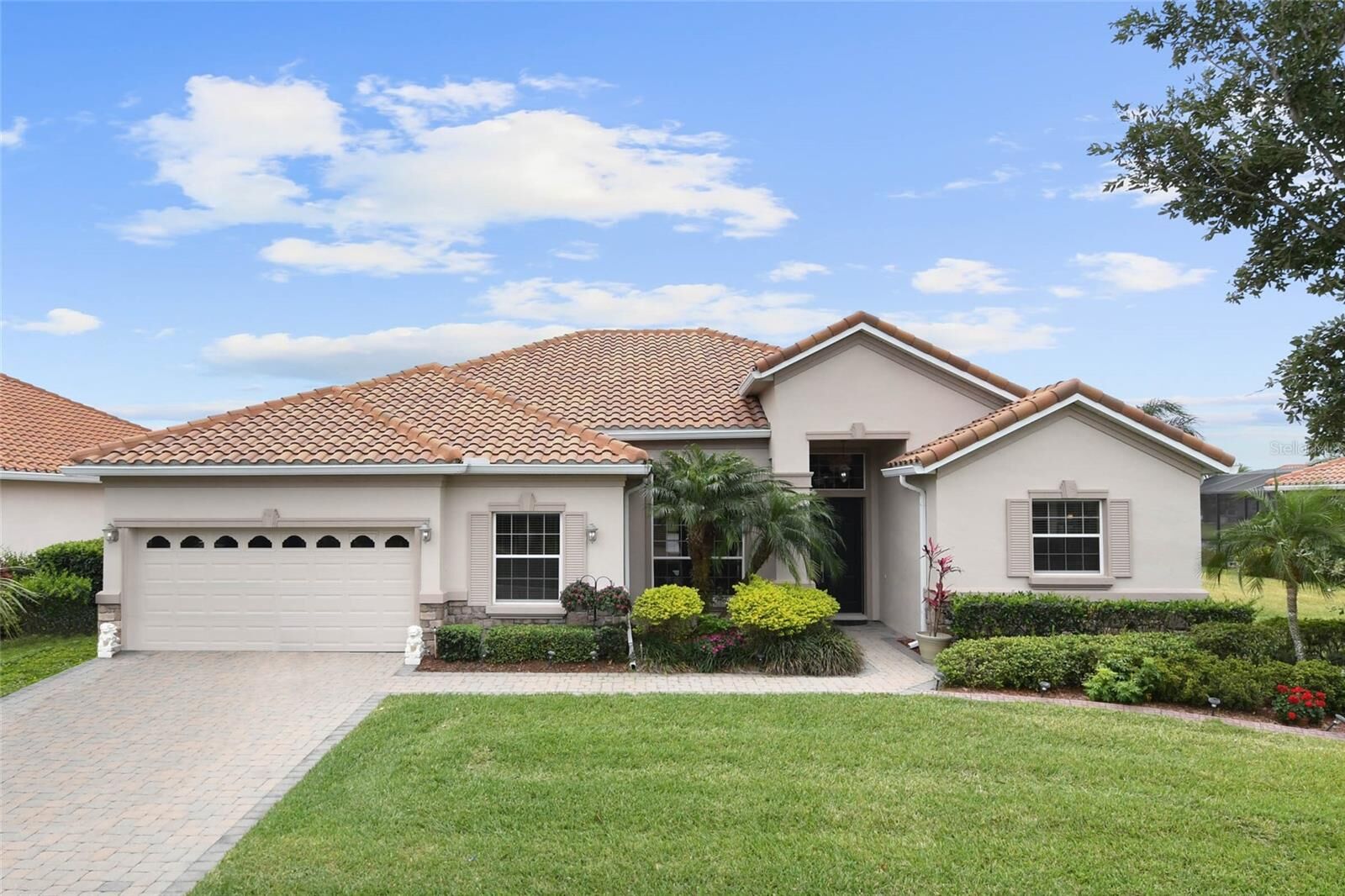 Property Photo: 2591 Swoop Circle FL 34741
