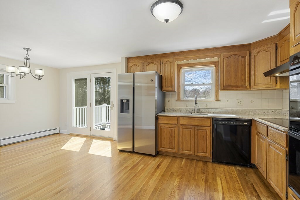 Property Photo:  160 Ravenswood Road 1  MA 02453 