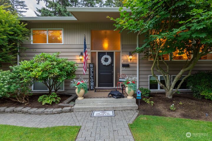 Property Photo: 1021 Paradise Lane WA 98466