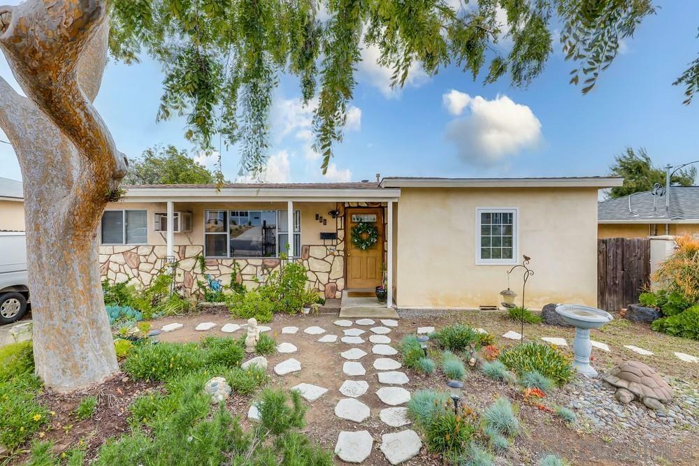 Property Photo:  511 N Cuyamaca St  CA 92020 