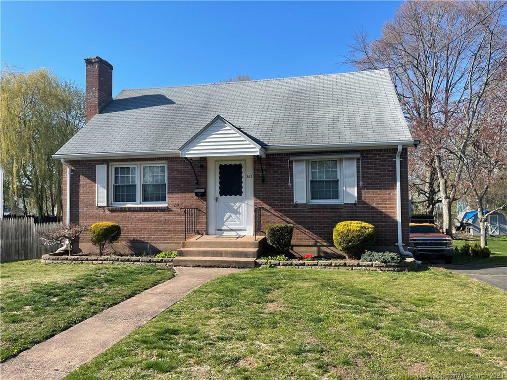 Property Photo:  203 High Street  CT 06040 