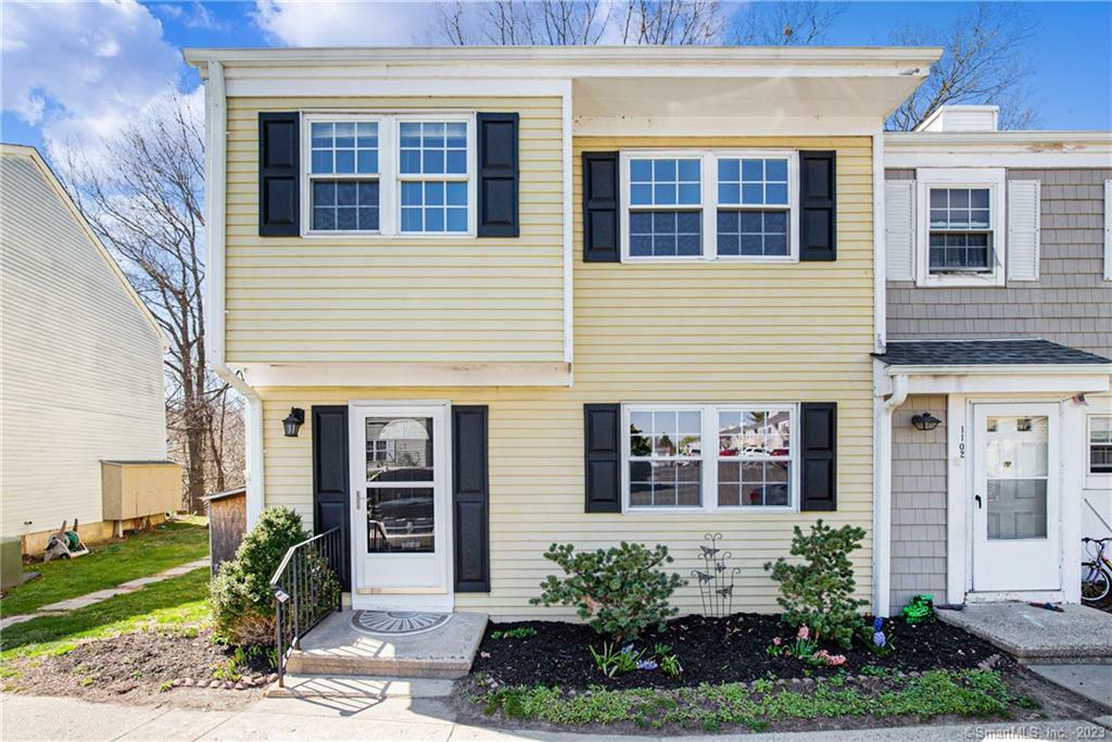 Property Photo: 93 Park Avenue 1101 CT 06810